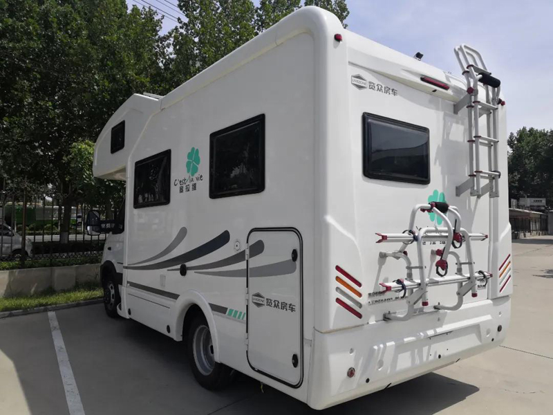 過幾天沈陽(yáng)特?zé)狒[，這么多房車