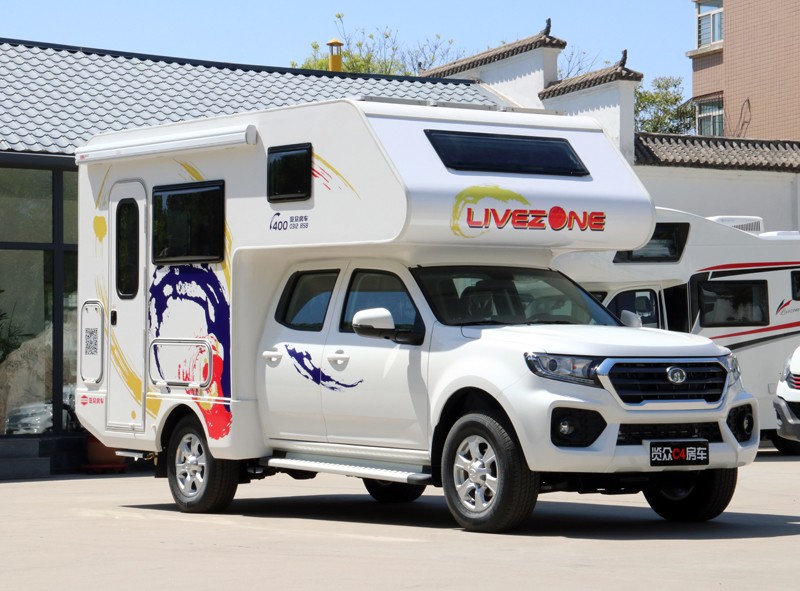 四驅(qū)、兩張超大床人床的房車，看這款