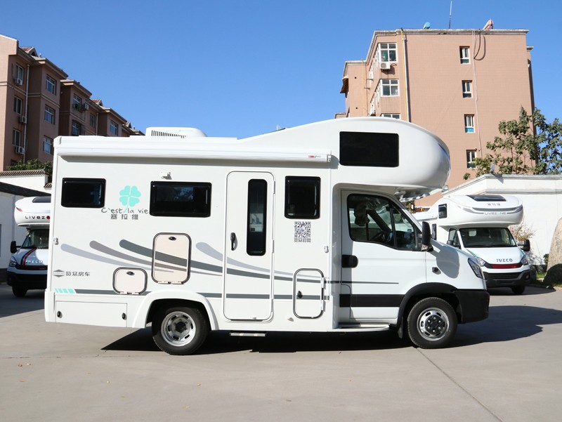 更舒適的房車(chē)生活，還是選這款房車(chē)