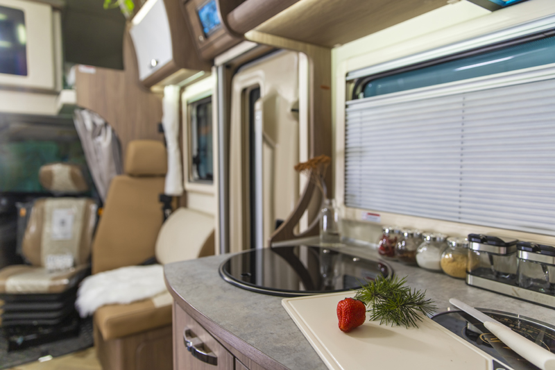 更有空間，更舒適的國(guó)六房車