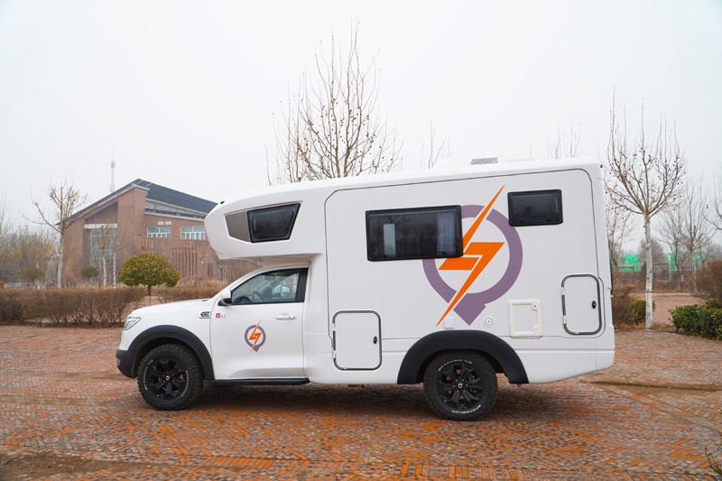 四驅還是自動檔房車，當數這款