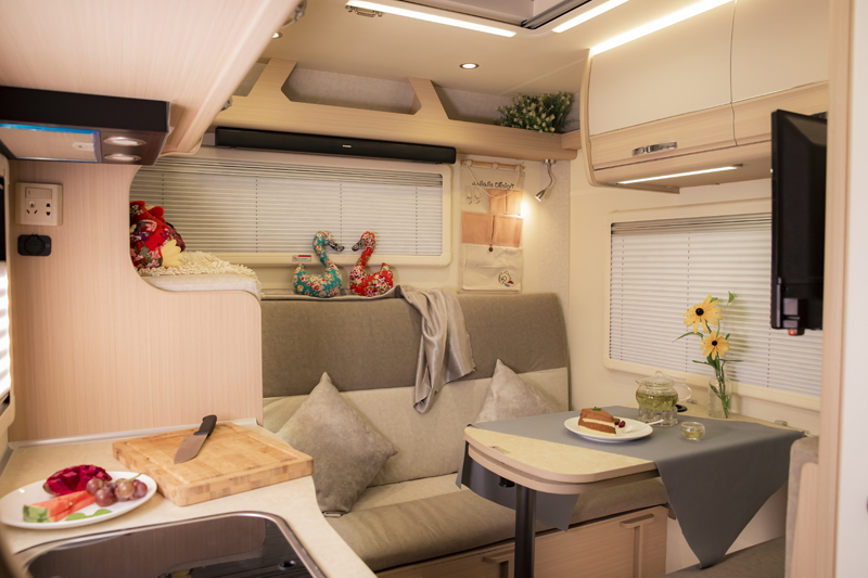 多款四驅(qū)房車，你看中哪個(gè)？