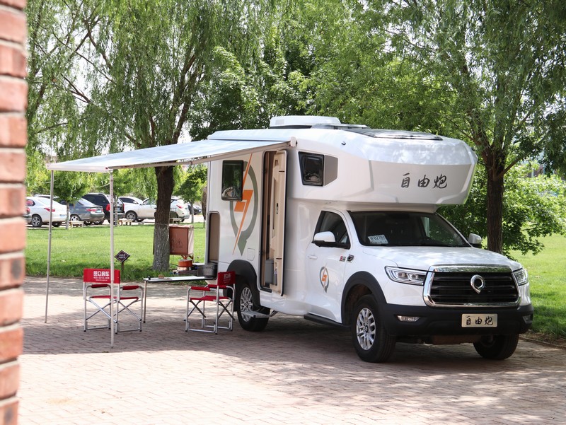 越野房車(chē)哪家好？四驅(qū)皮卡房車(chē)能滿足越野需求么？