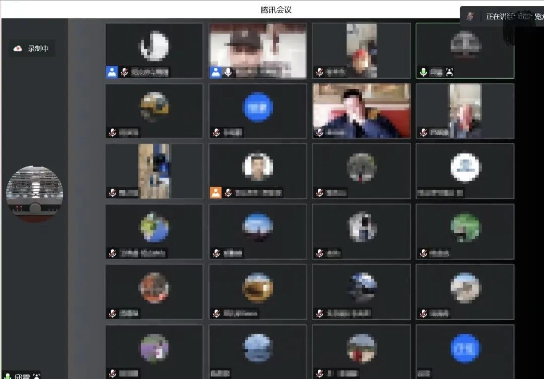 以用戶為中心，覽眾房車高管與用戶在線懇談