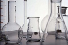 玻璃器皿上的污垢怎么清理？泡酒/實驗用器皿的清理小竅門